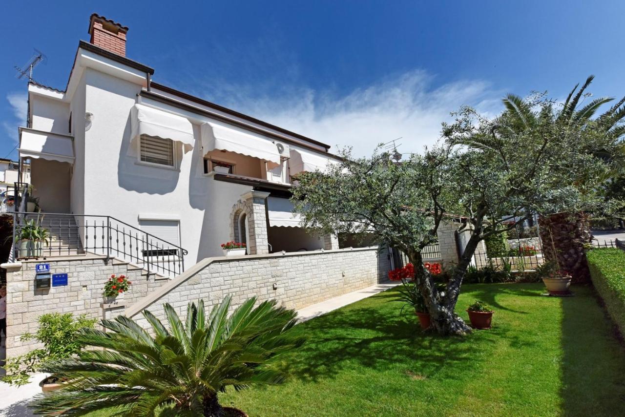 Apartments Lavizatic Poreč Exterior foto