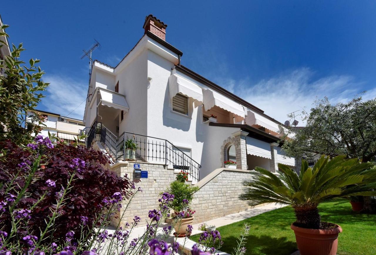 Apartments Lavizatic Poreč Exterior foto