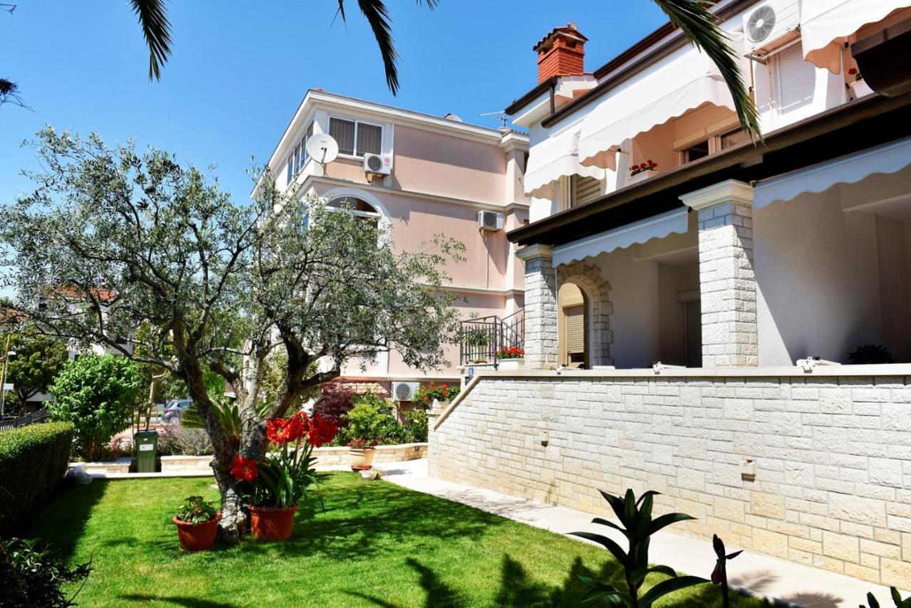 Apartments Lavizatic Poreč Exterior foto